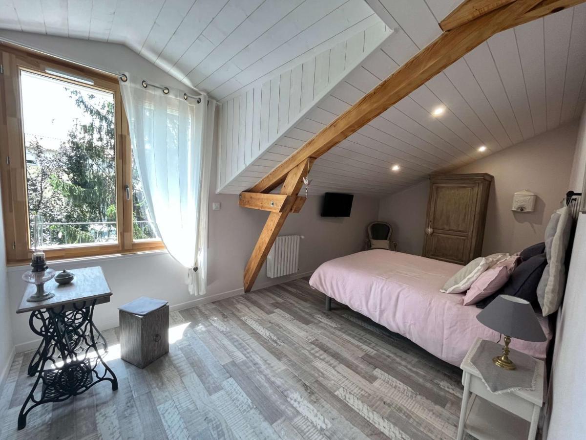 Le Jardin Du Dolaizon: Chambre Rouge Gorge Le Puy-en-Velay Buitenkant foto